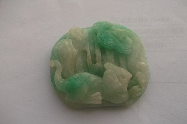 不知怎样盘活翡翠把件?只要注意好这些方面,就能达到效果